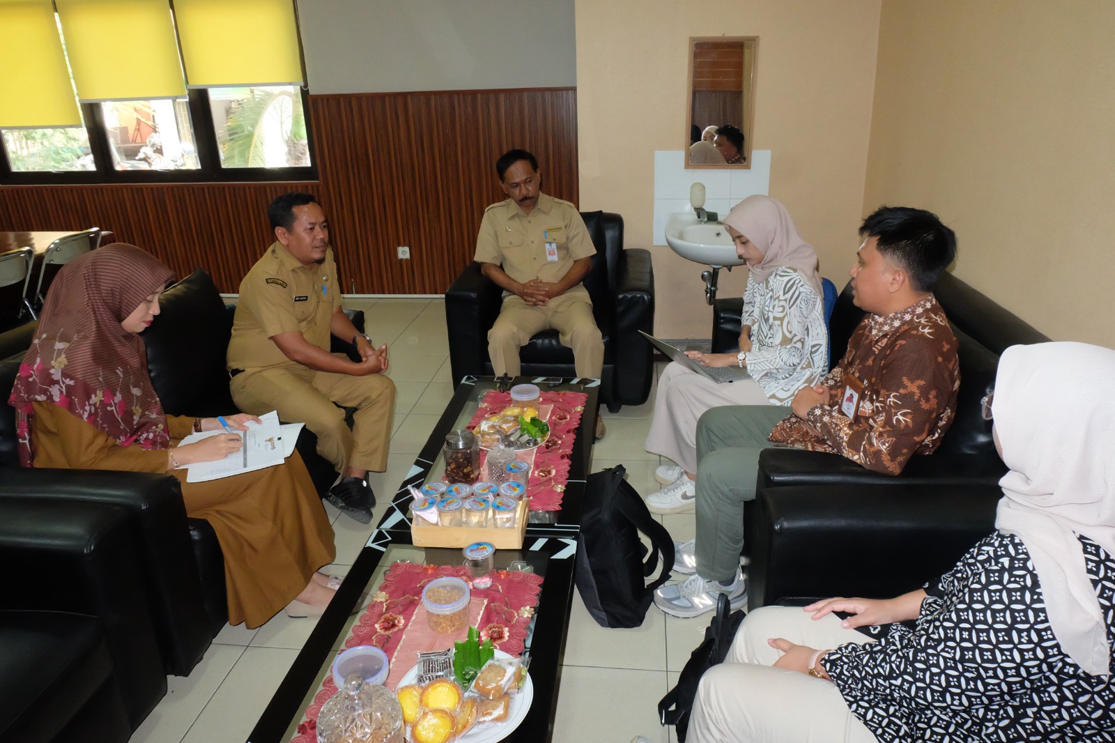 20240924 Sumbawa Sosialisasi Perpanjangan Survei Budaya Kerja ASN 2024 di Wilayah Barat dan Tengah15