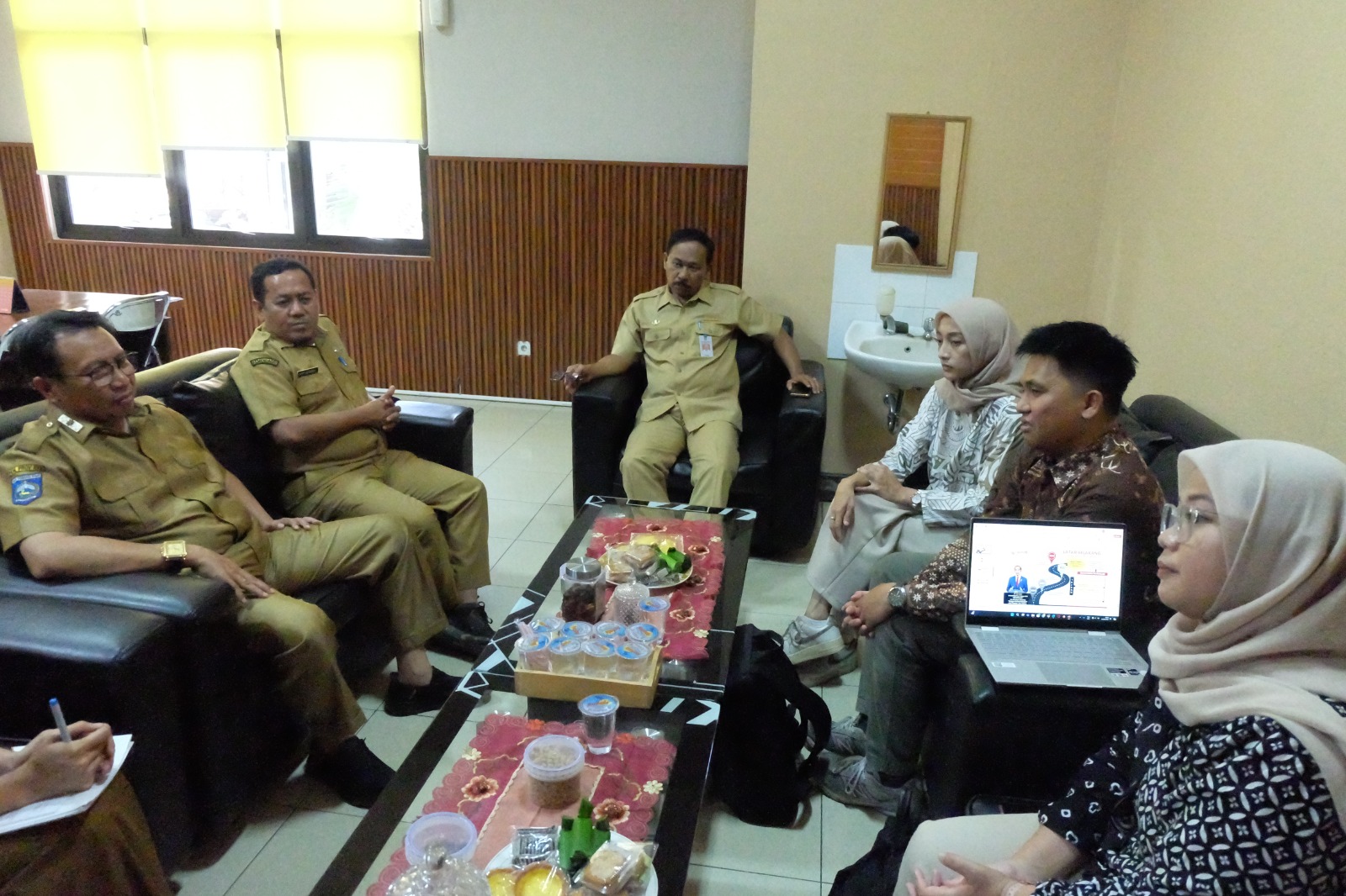 20240924 Sumbawa Sosialisasi Perpanjangan Survei Budaya Kerja ASN 2024 di Wilayah Barat dan Tengah15