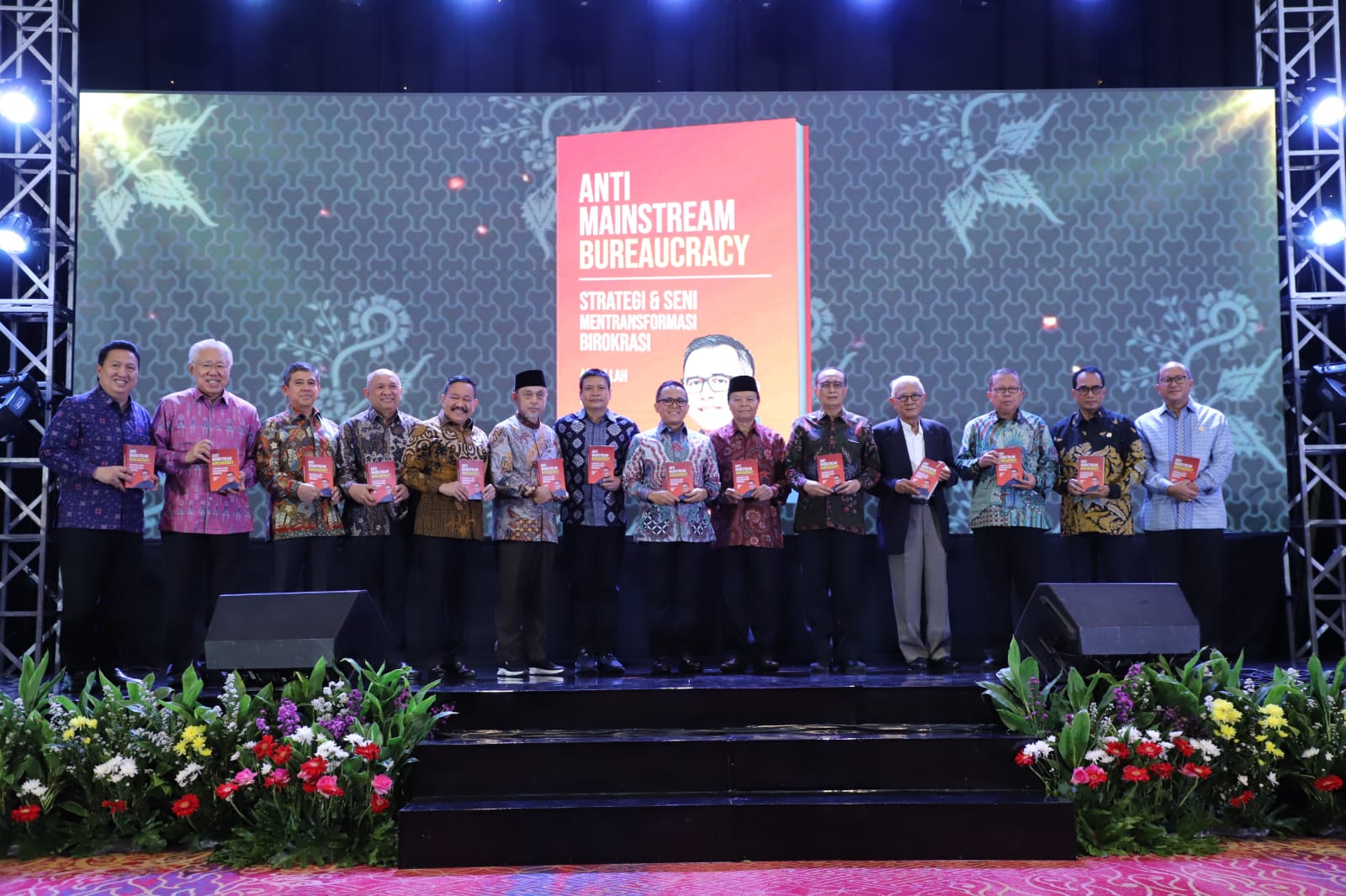 20241010 Forum Diskusi Kinerja Reformasi Birokrasi Indonesia dan Peluncuran Buku Anti Mainstream Bureaucracy 13