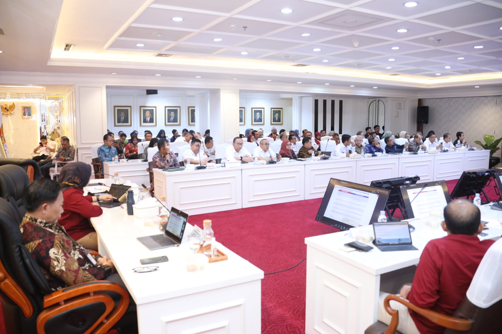 20241023 Rapat Pembahasan Proses Transisi Kementerian Negara Kabinet Merah Putih Periode 2024 2029 15