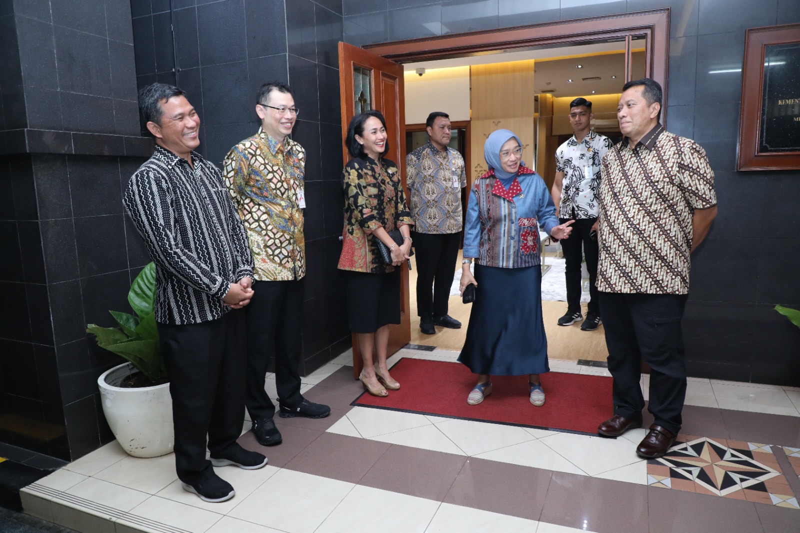 20241101 Audiensi dengan Menteri Pelindungan Pekerja MigranKepala BP2MI 1