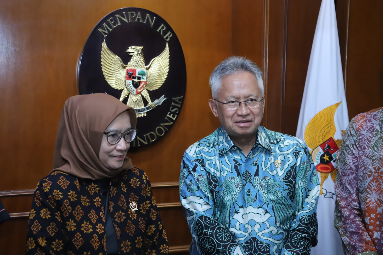 20241105 Pertemuan dengan Menteri Pendidikan Tinggi Sains dan Teknologi1