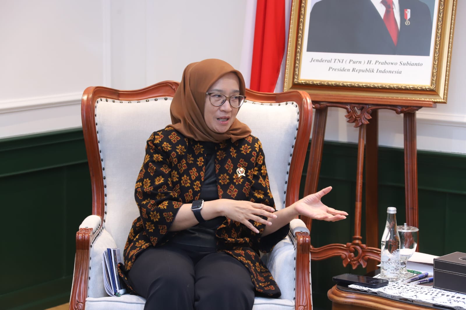 20241105 Pertemuan dengan Menteri Pendidikan Tinggi Sains dan Teknologi1