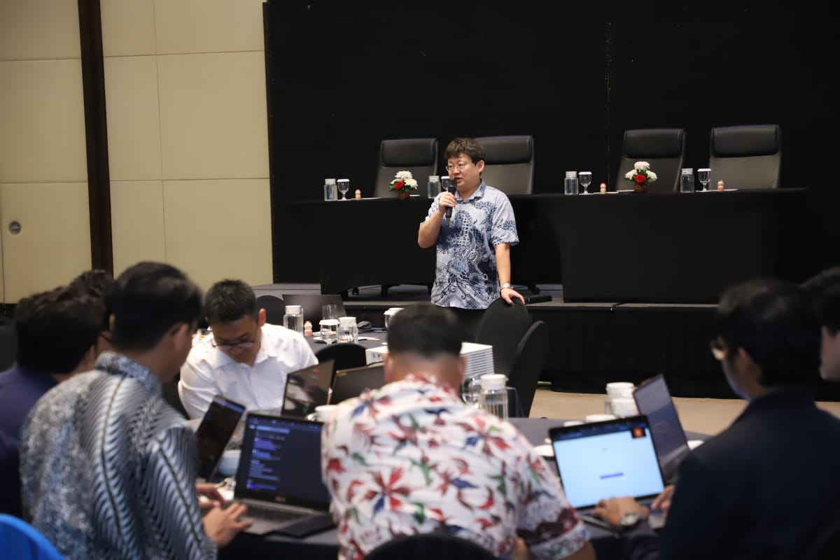 20241107 Pelatihan Penerapan AIBig Data dalam Meningkatkan Pelayanan Publik Hari ke 2 8