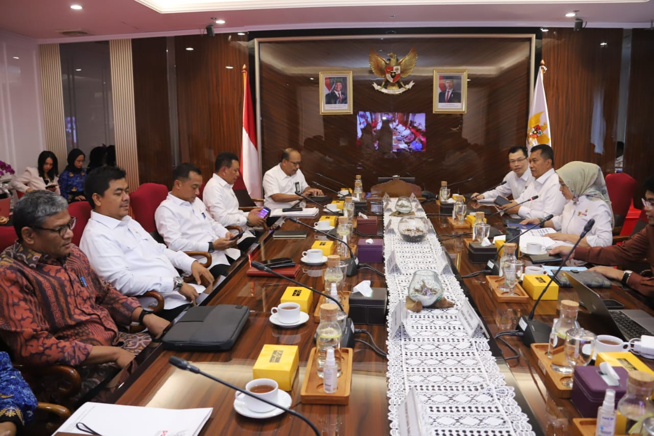20241111 Rapat Koordinasi dengan Menteri Sekretaris Negara17