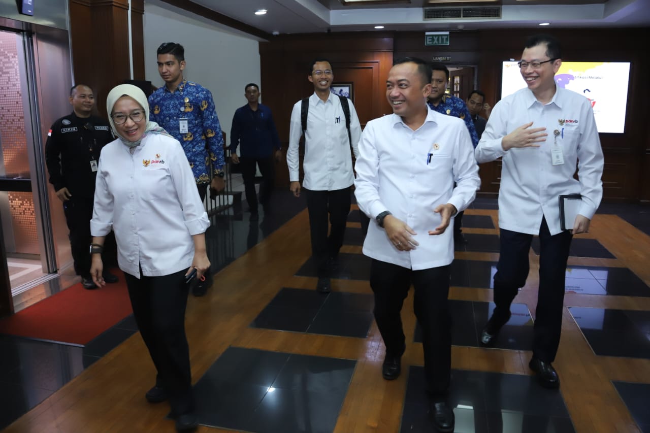 20241111 Rapat Koordinasi dengan Menteri Sekretaris Negara17