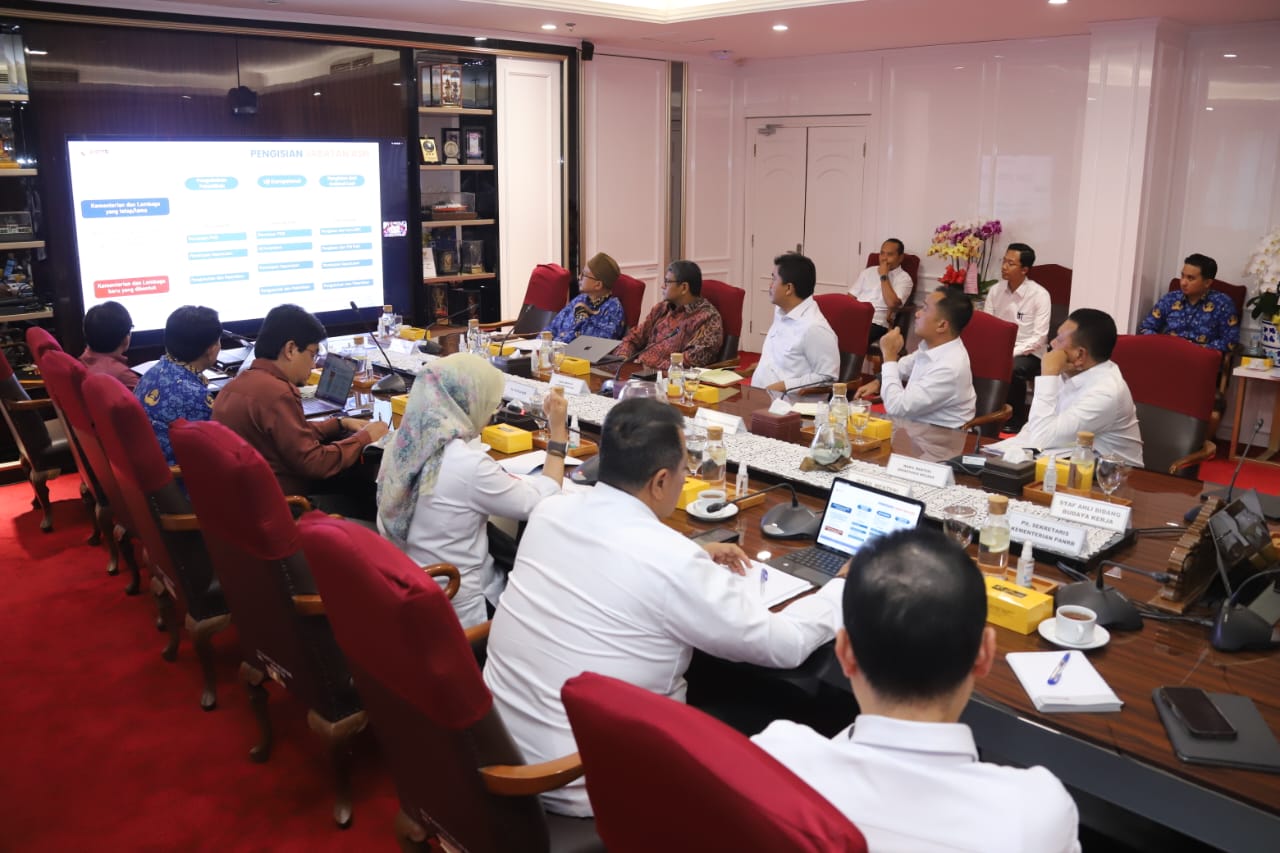 20241111 Rapat Koordinasi dengan Menteri Sekretaris Negara17