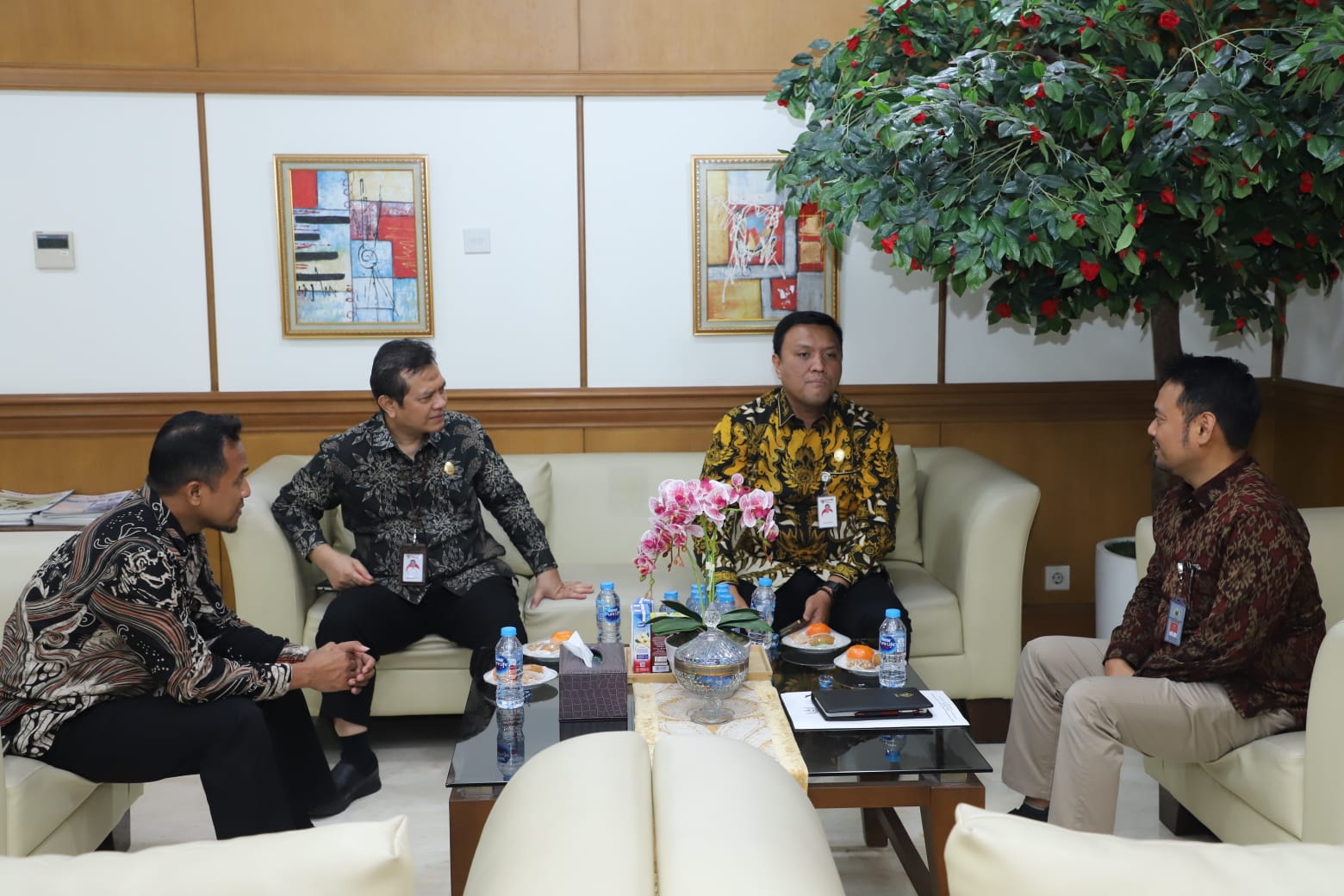 20241114 Pertemuan dengan Anggota III BPK RI Bahas Langkah Meningkatkan Kinerja Pemerintah 10