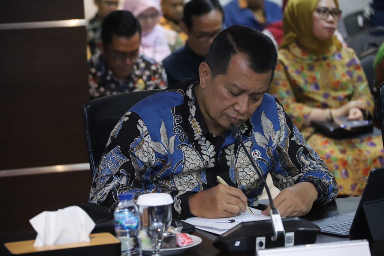 20241115 Rapat Penataan Organisasi Kementerian Kehutanan 8