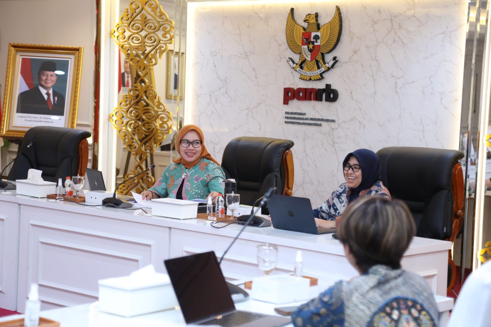 20241128 Rapat Pembahasan OTK Kementerian Ekonomi KreatifBadan Ekonomi Kreatif 1