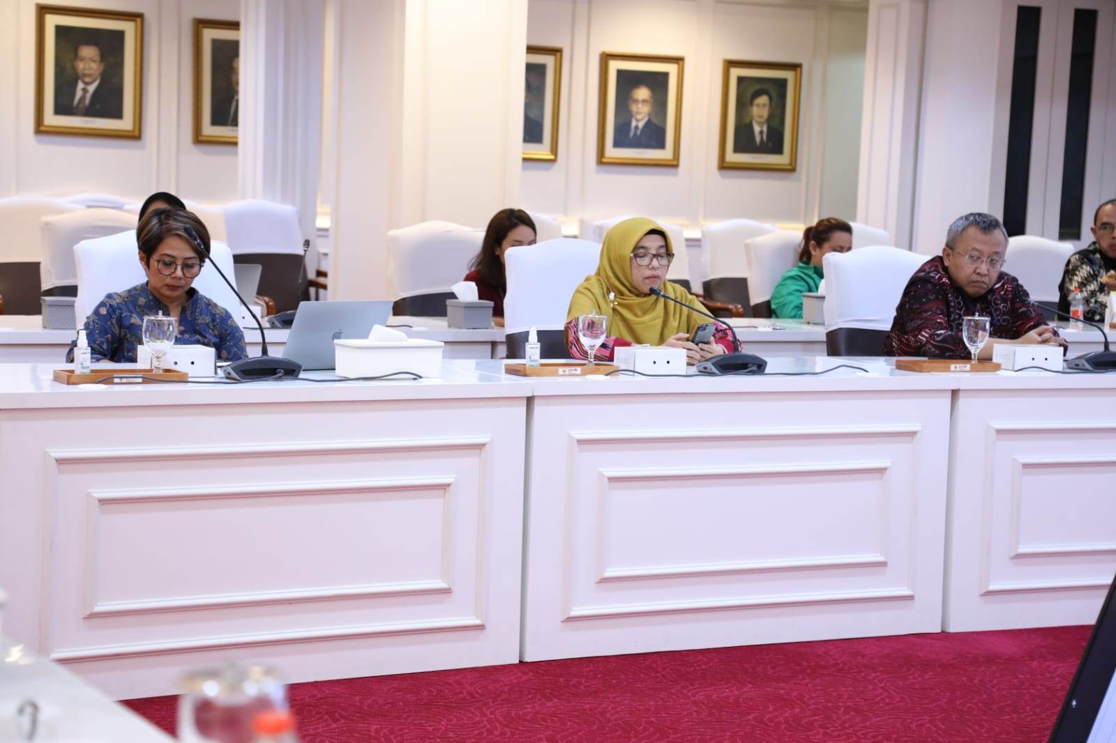 20241128 Rapat Pembahasan OTK Kementerian Ekonomi KreatifBadan Ekonomi Kreatif 1