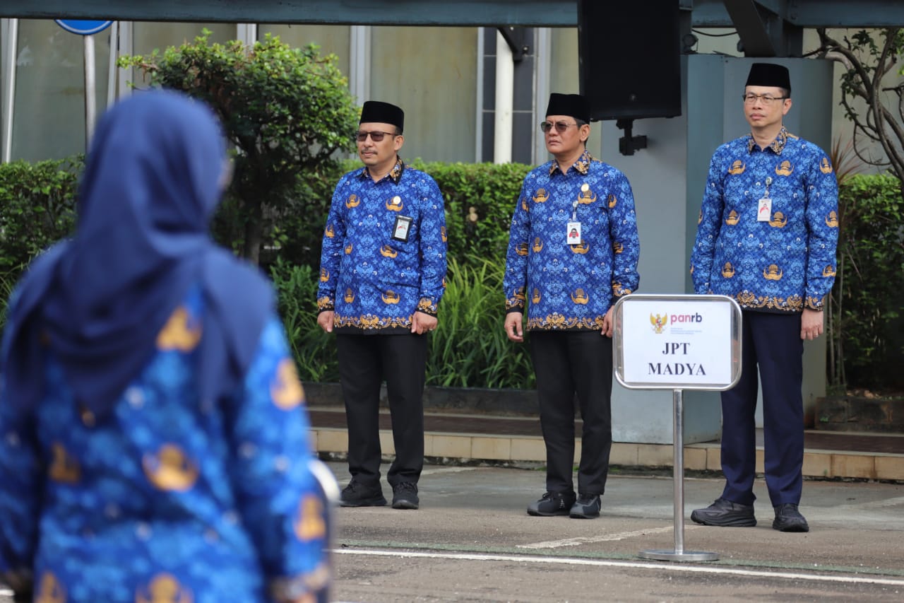 20241129 Upacara Peringatan HUT Korpri di Kementerian PANRB 14