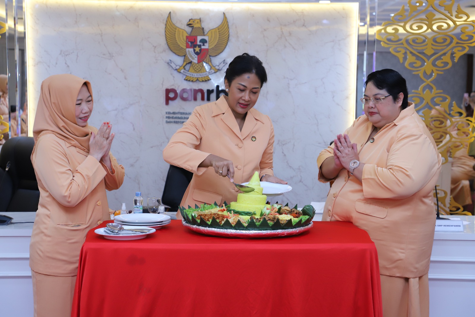 20241204 Peringatan HUT DWP Ke 25 dan Bakti Sosial Kementerian PANRB 1