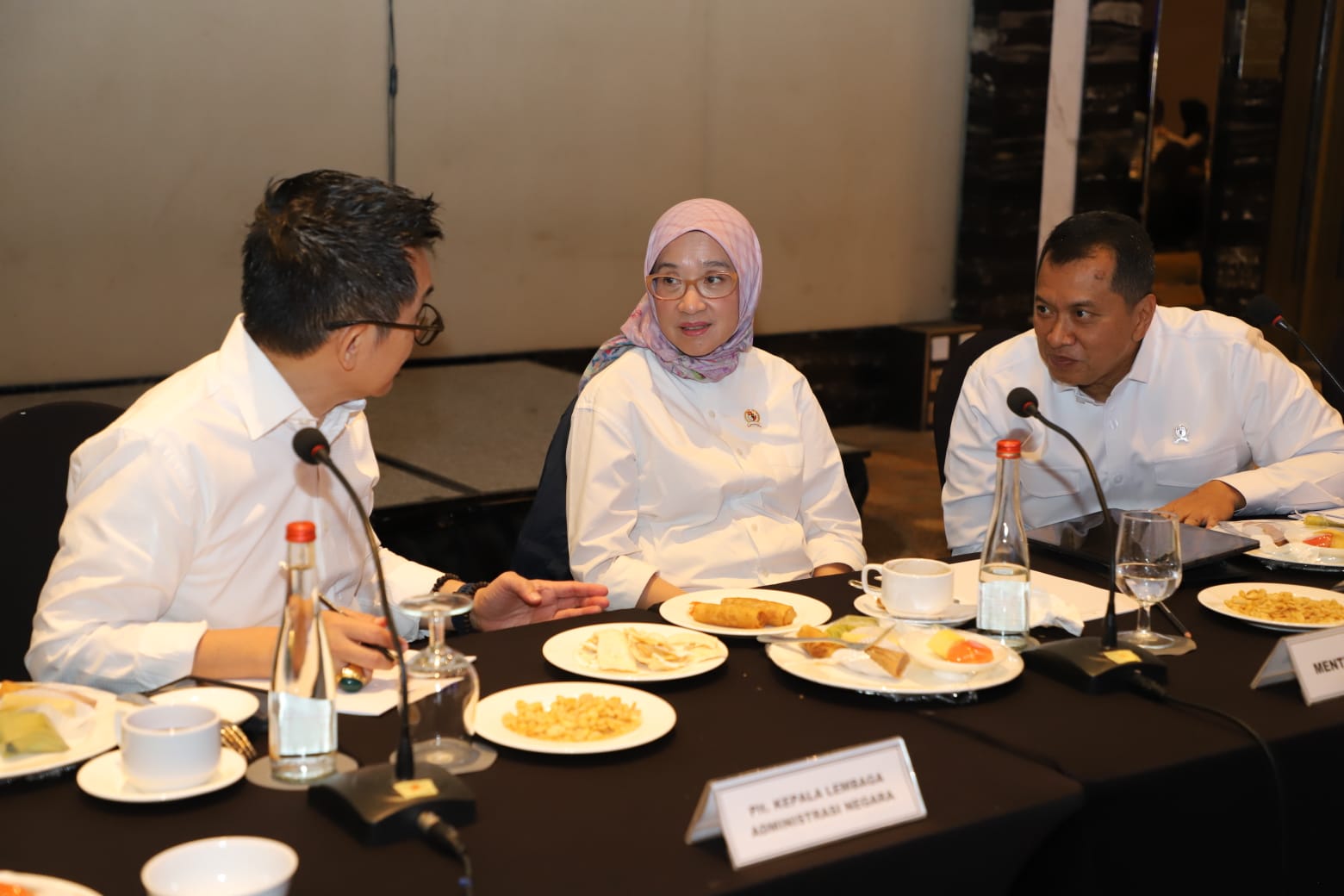 20241206 Penutupan Rakor Sinergi dan Kolaborasi Pembangunan Layanan Digital Pemerintah 16