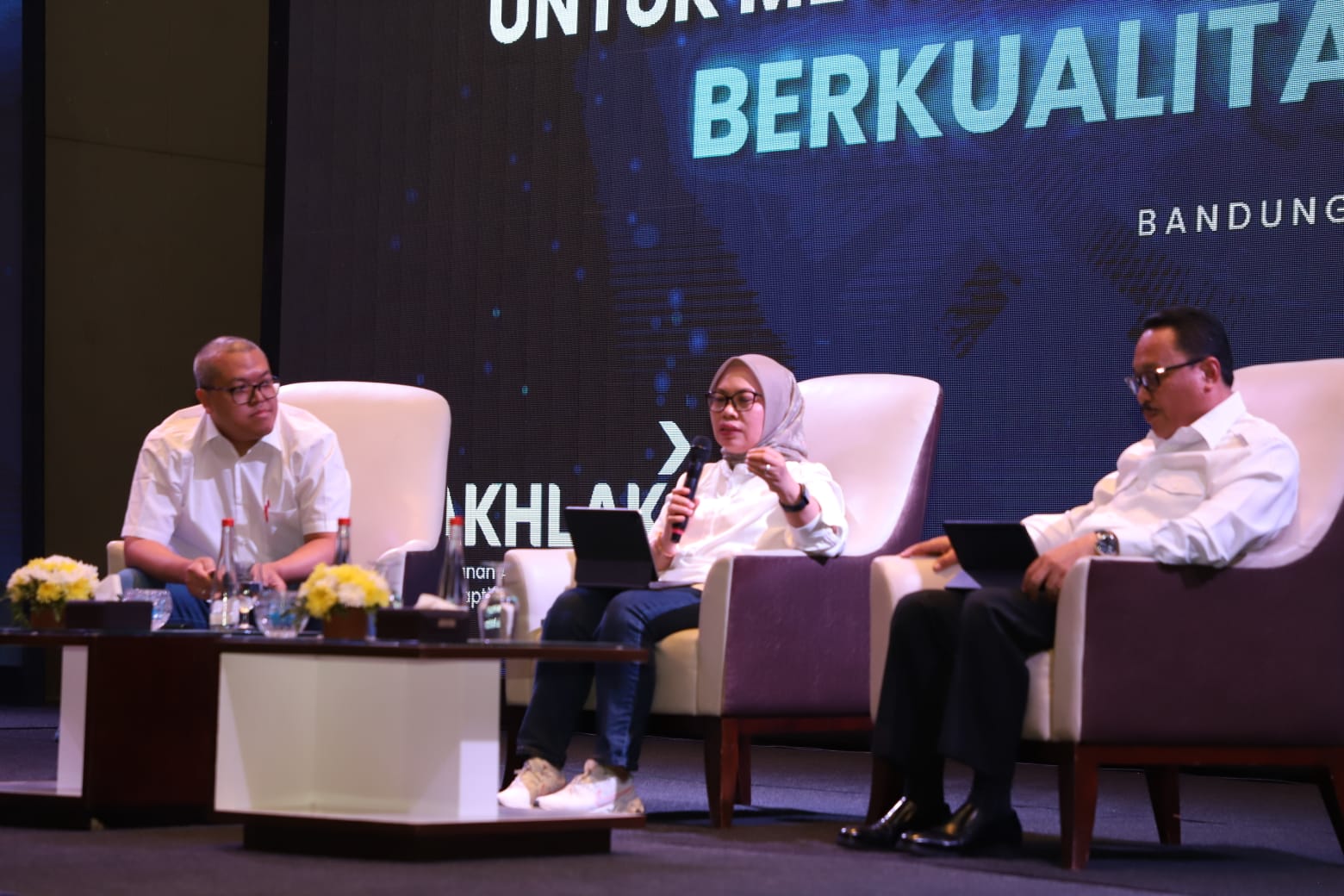 20241206 Penutupan Rakor Sinergi dan Kolaborasi Pembangunan Layanan Digital Pemerintah 16