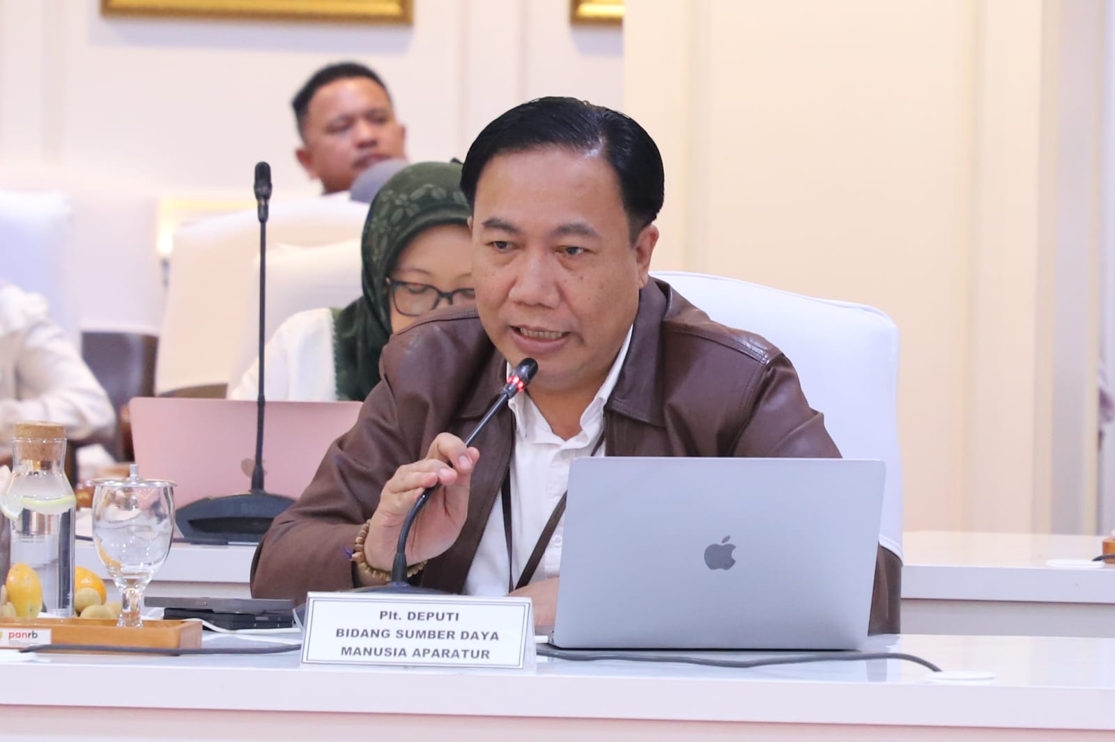 20241209 MENTERI Rapat Pimpinan Kementerian PANRB 13