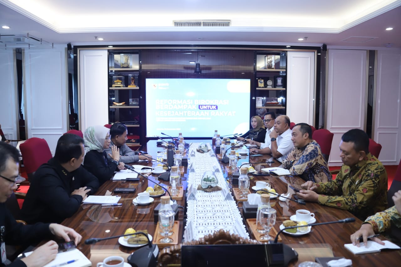 20241224 Rapat dengan Mensesneg dan Kepala BGN 1