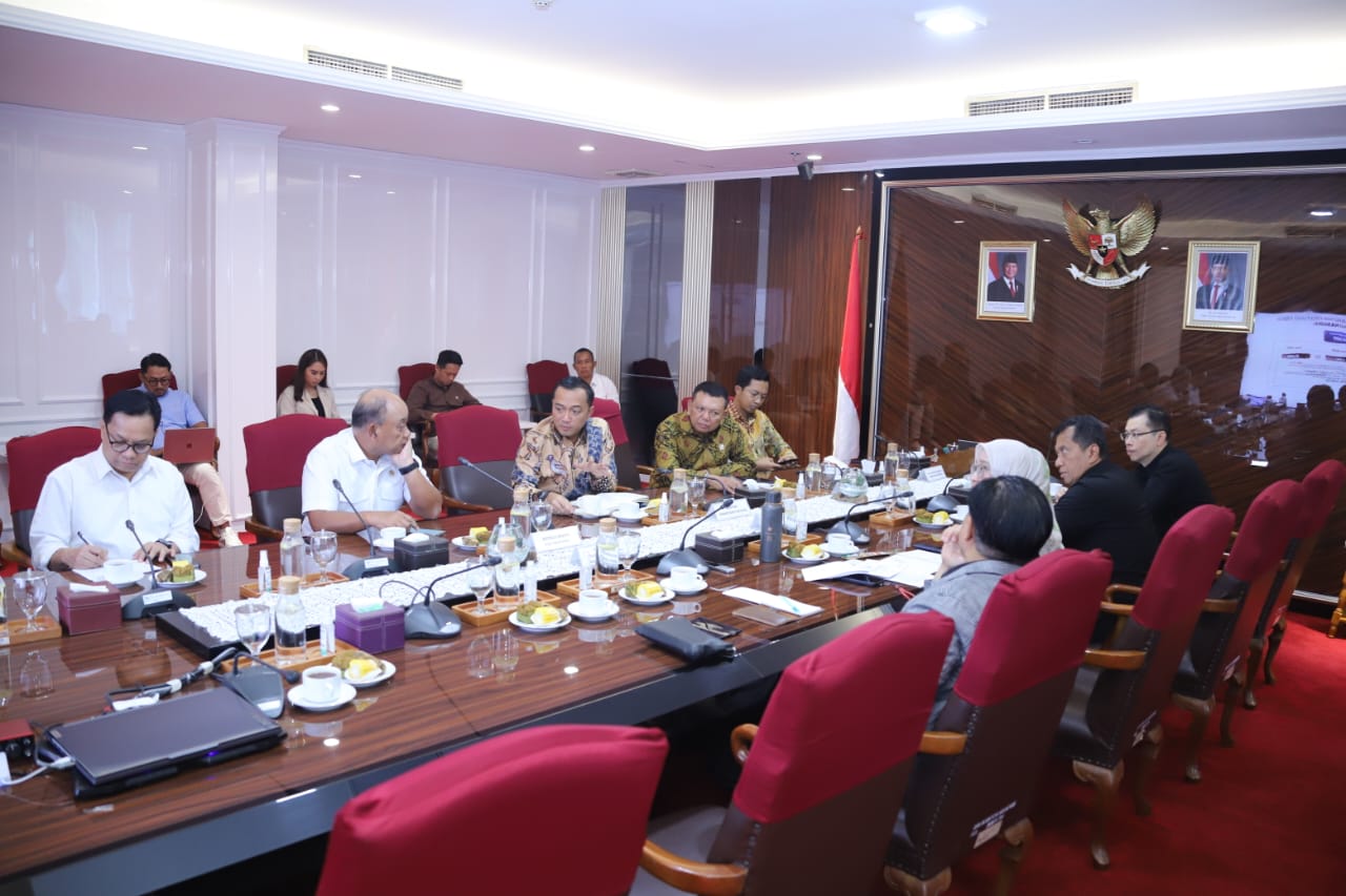 20241224 Rapat dengan Mensesneg dan Kepala BGN 1
