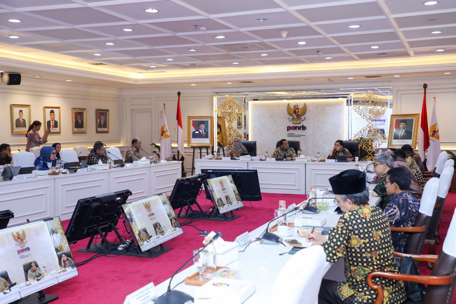 20241227 Rapat Koordinasi Jelang Pelaksanaan Program Makan Bergizi 2