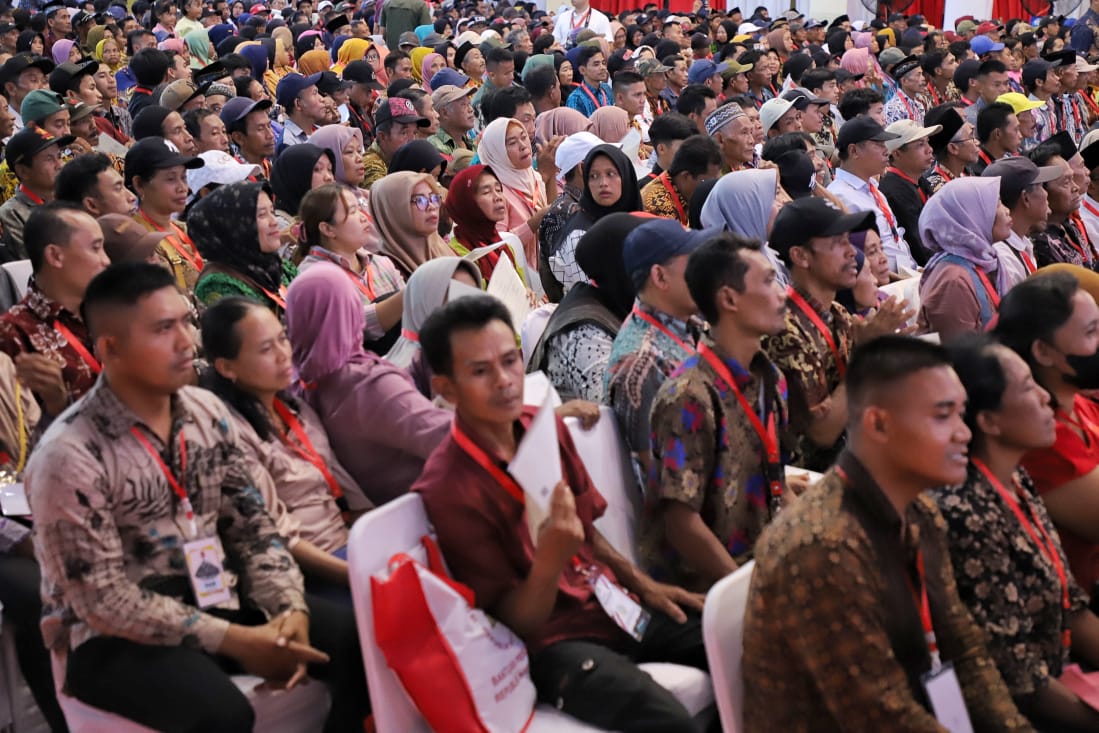 20240430 Penyerahan Sertipikat untuk Rakyat Banyuwang 18