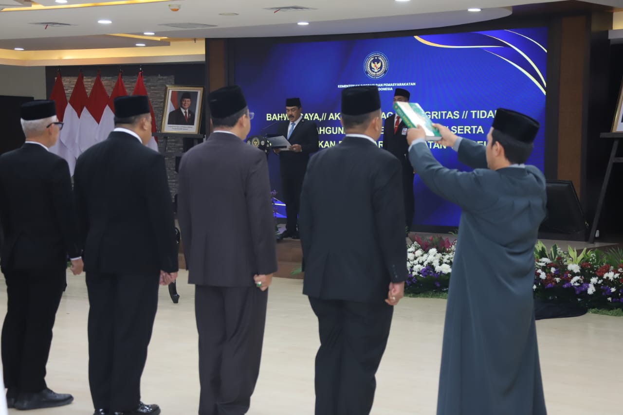 20250114 Pelantikan PPT Pratama Pencanangan ZI dan Penandatanganan PK Kementerian Imipas 17