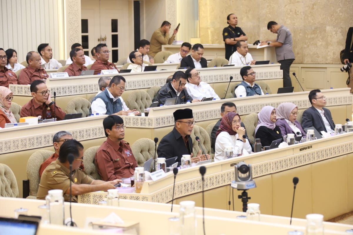 20250630 Raker dan RDP Bersama Komisi II DPR RI 17