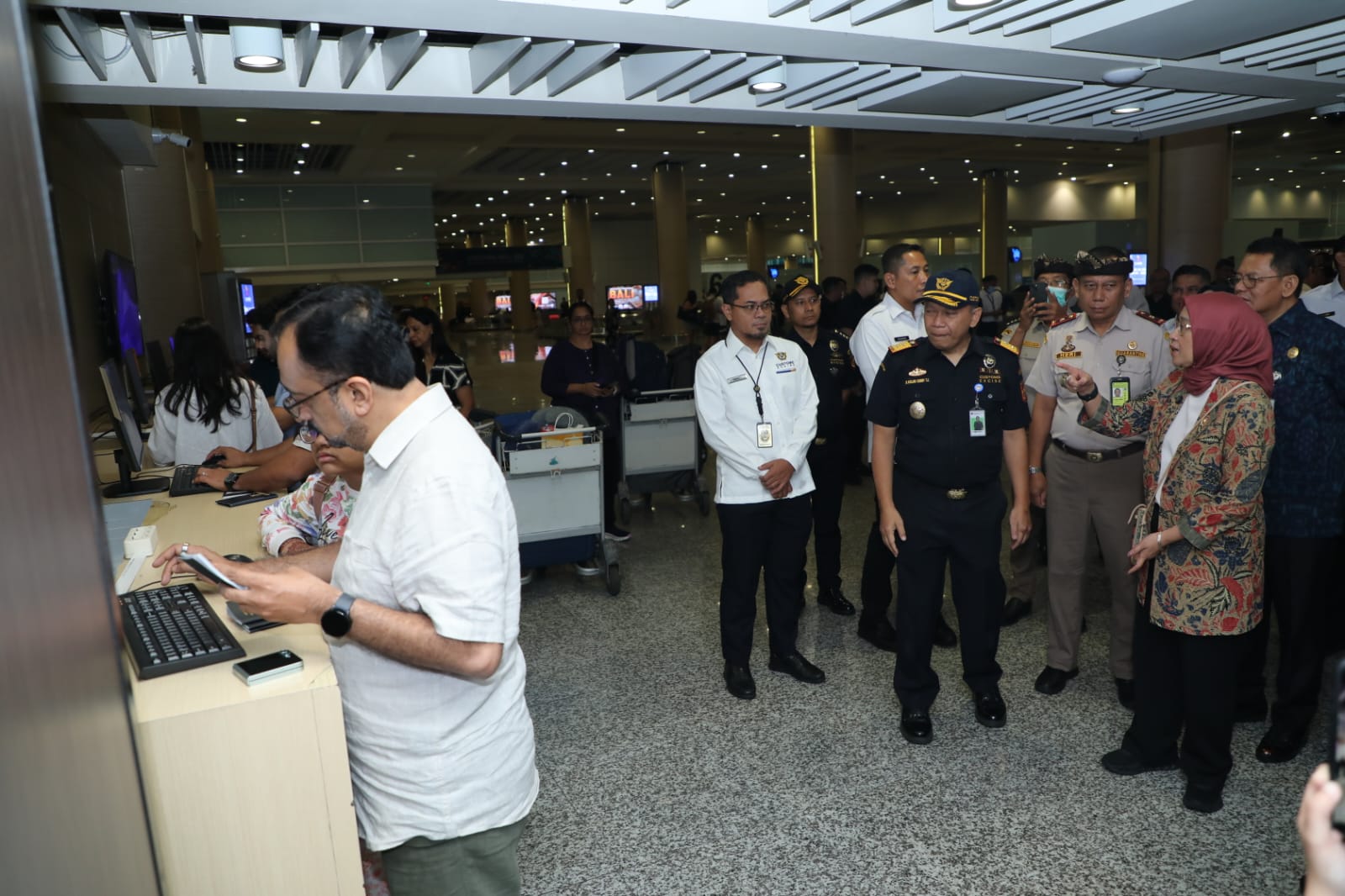 20250805 Meninjau Layanan Keimigrasian di Bandara I Gusti Ngurah Rai 14