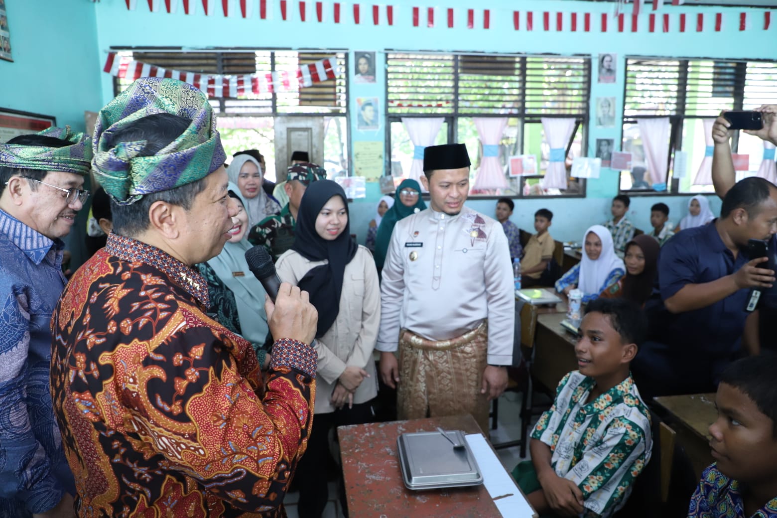 20250807 Peninjauan Penyaluran Program Makan Bergizi Gratis di Riau 1