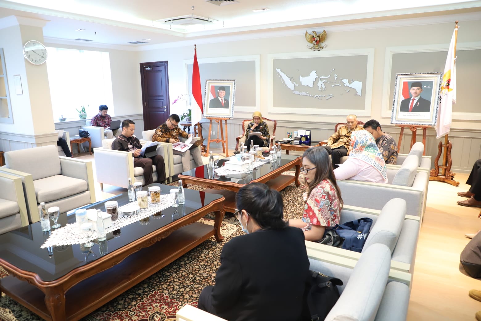 20250814 MENTERI Audiensi Bersama Tim PRIVASIMU 19