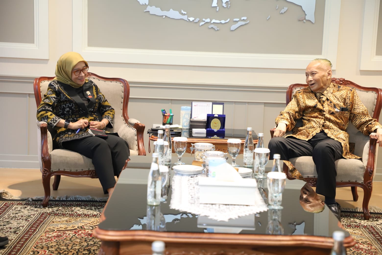 20250814 MENTERI Audiensi Bersama Tim PRIVASIMU 19