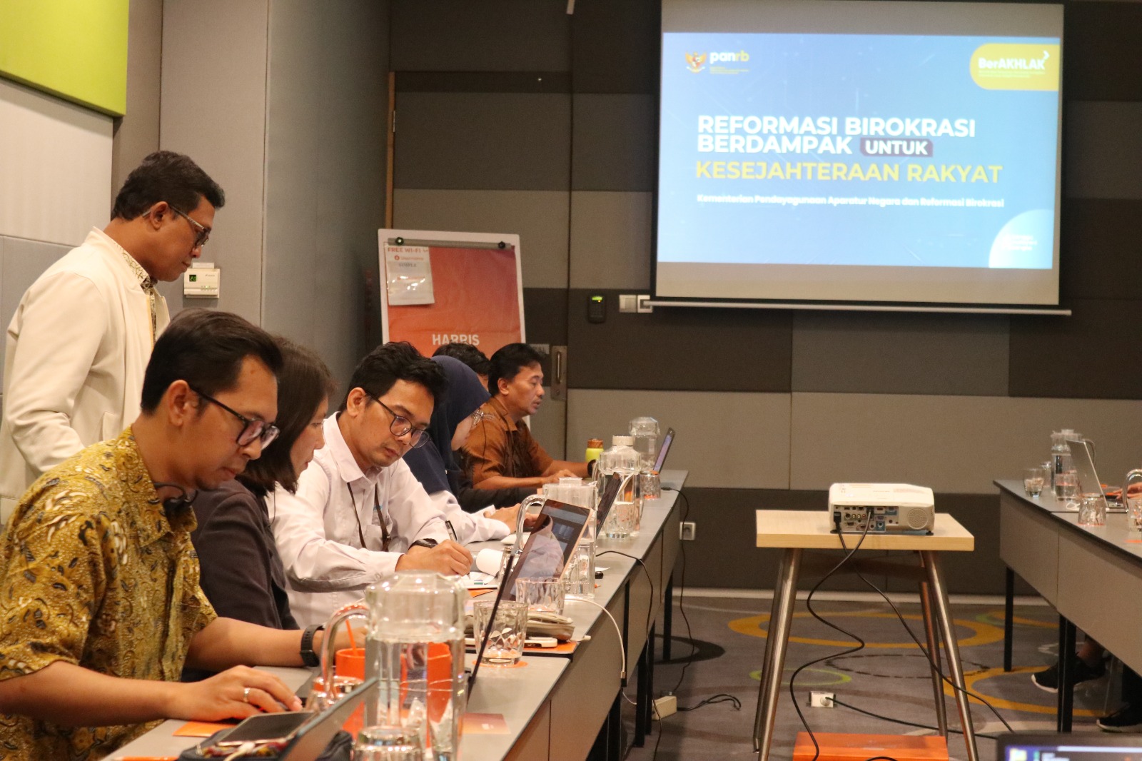 20250821 Rapat Koordinasi Pelaksanaan Evaluasi RB Tematik 6