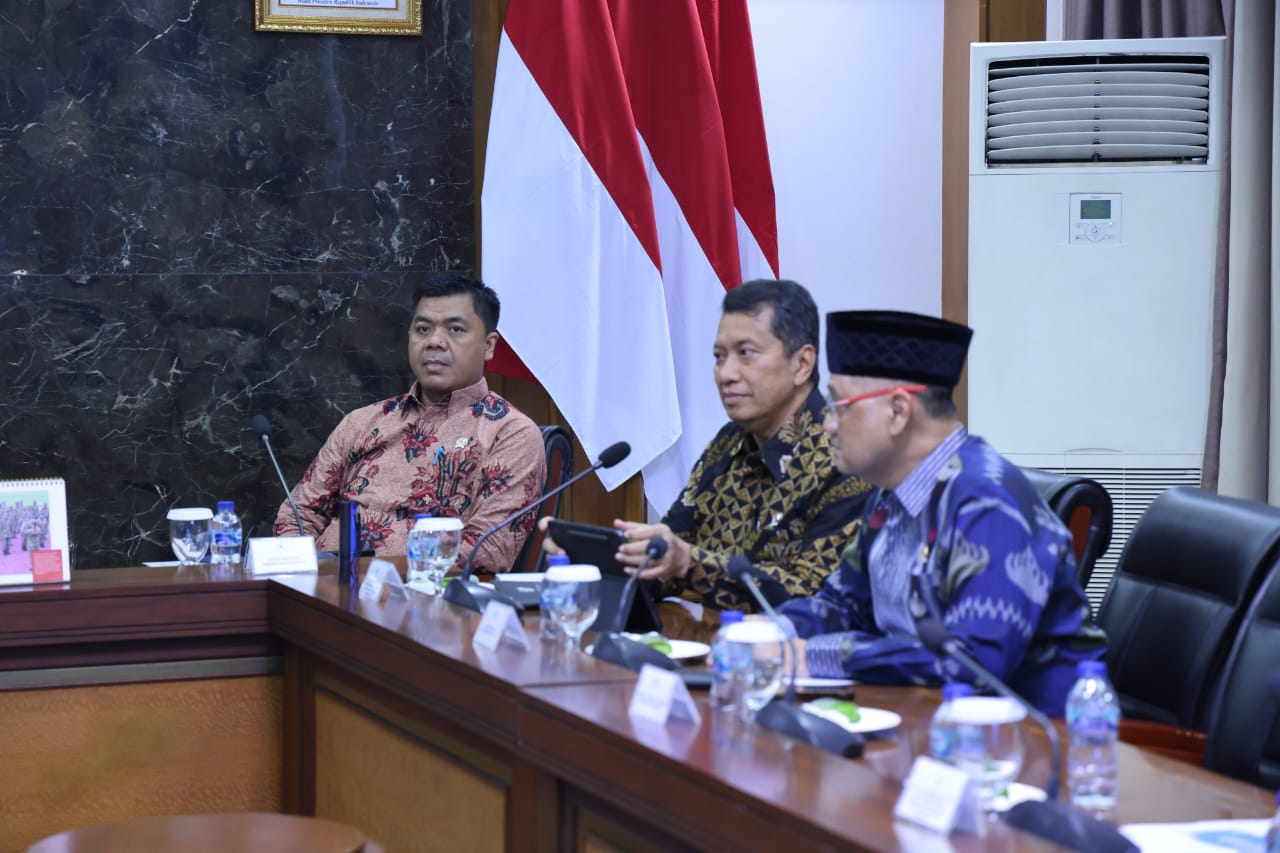 20250829 Rapat Koordinasi pembentukan Kementerian Haji 1