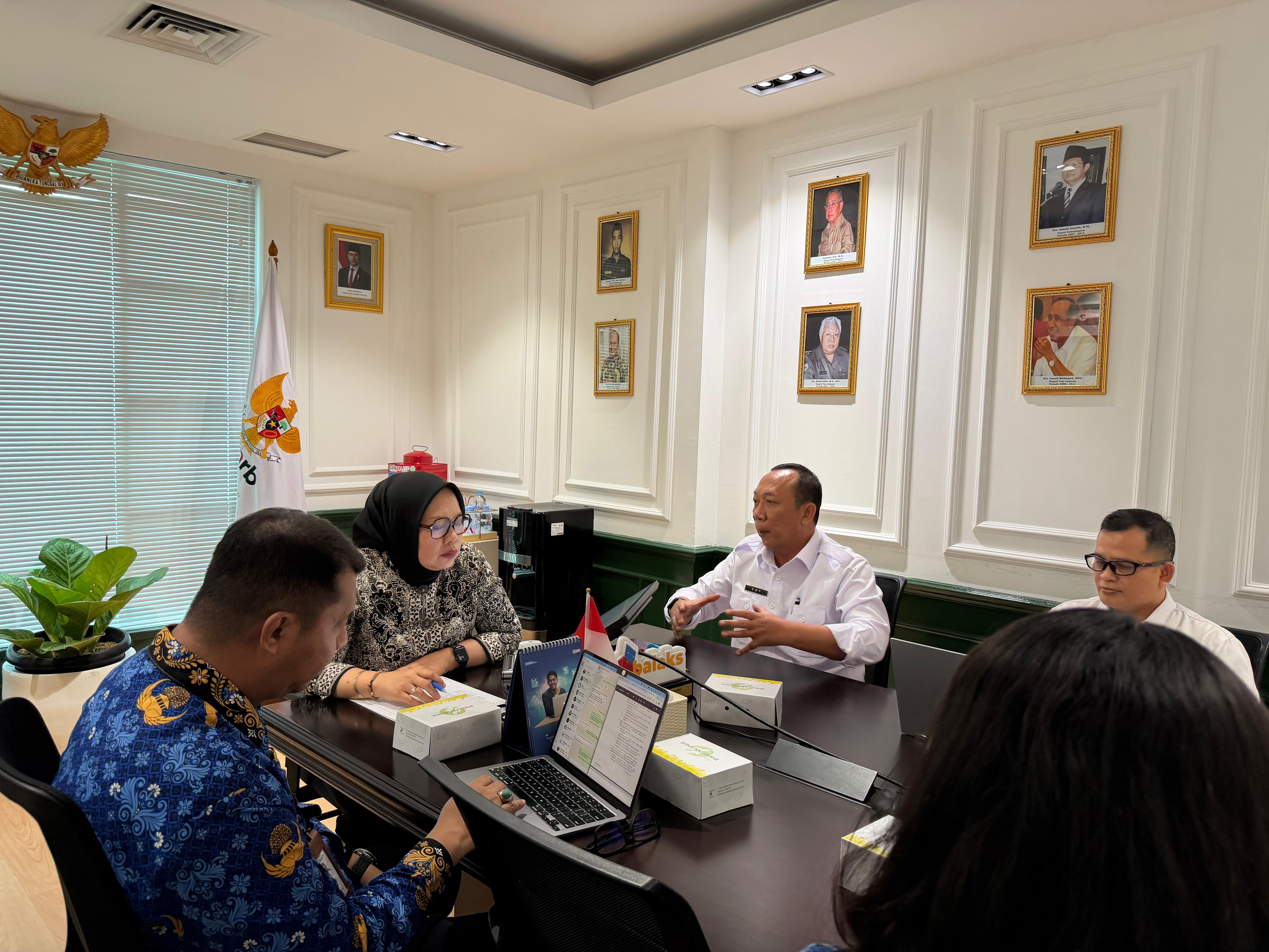 20251201 DEP BALAKS Rapat Penguatan Kelembagaan Kementerian Transmigrasi 1
