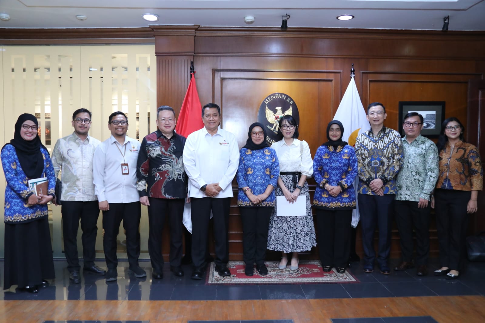 20251201 MENTERI Audiensi Tanoto Foundation 11