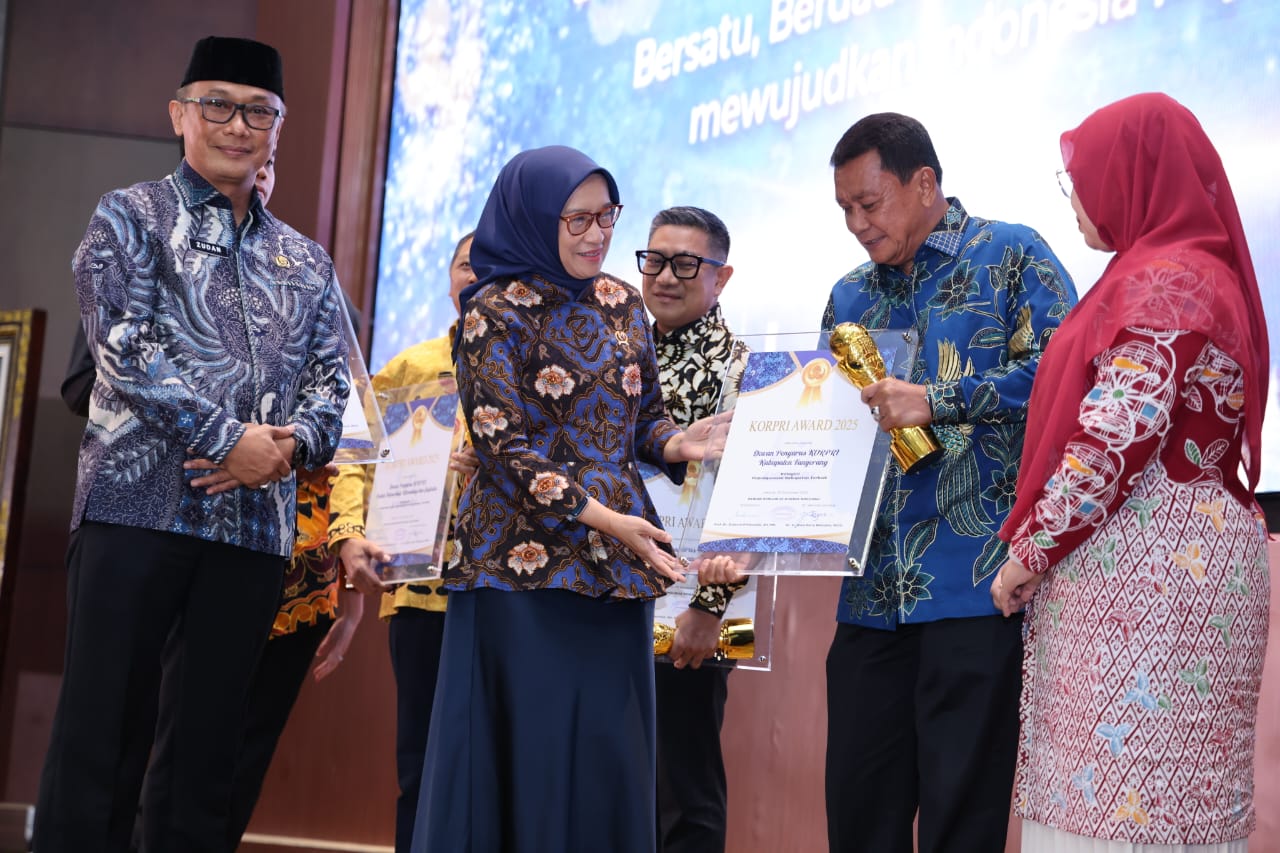 20251201 MENTERI Gala Night HUT KORPRI 1