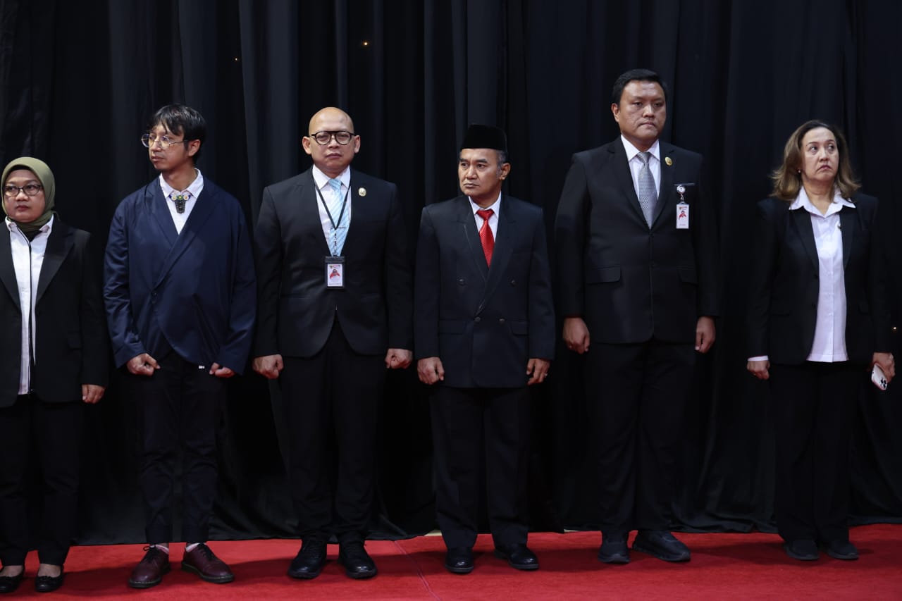 20251202 Pelantikan PPT Madya dan Pejabat Fungsional Ahli Pertama di Kementerian PANRB 1