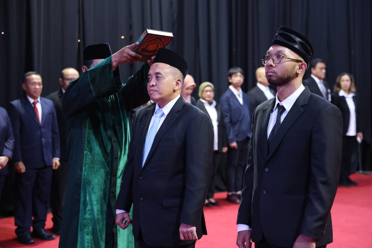 20251202 Pelantikan PPT Madya dan Pejabat Fungsional Ahli Pertama di Kementerian PANRB 1