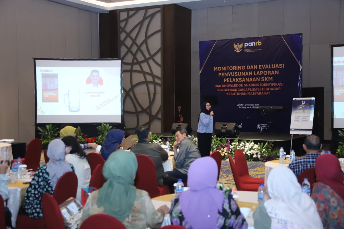 20251202 Rapat Koordinasi Internal Bidang Pelayanan Publik 13