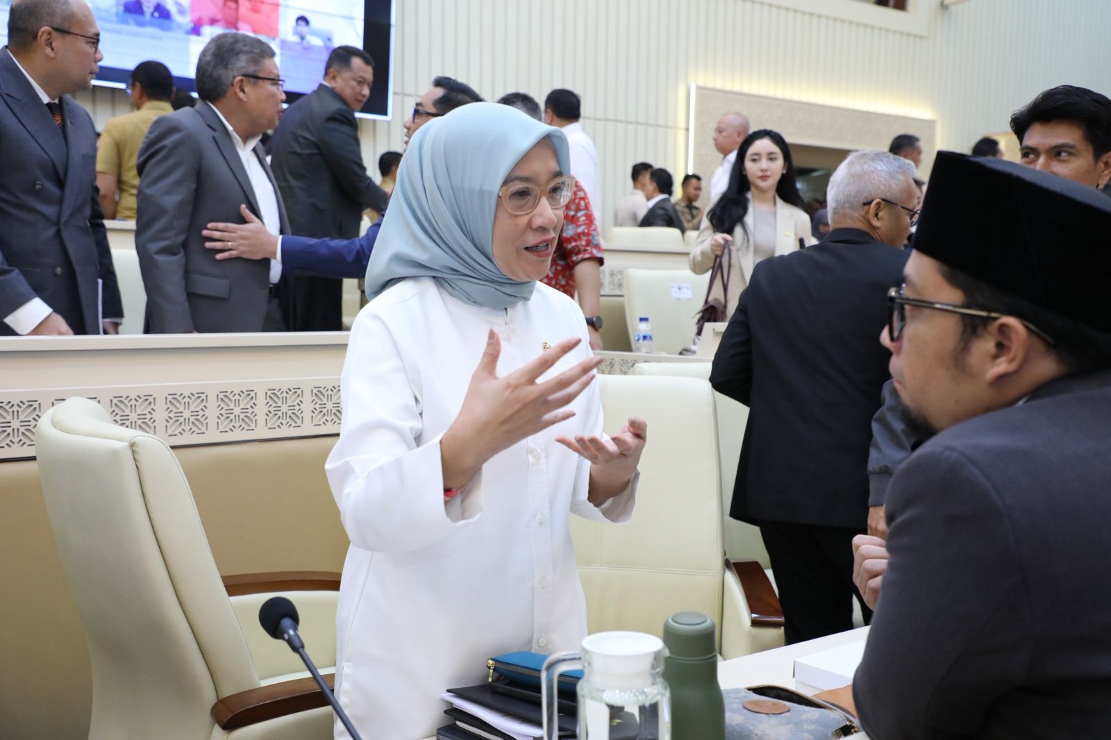 20251208 Konferensi Pers Komisi II DPR RI Tahun 2025 10