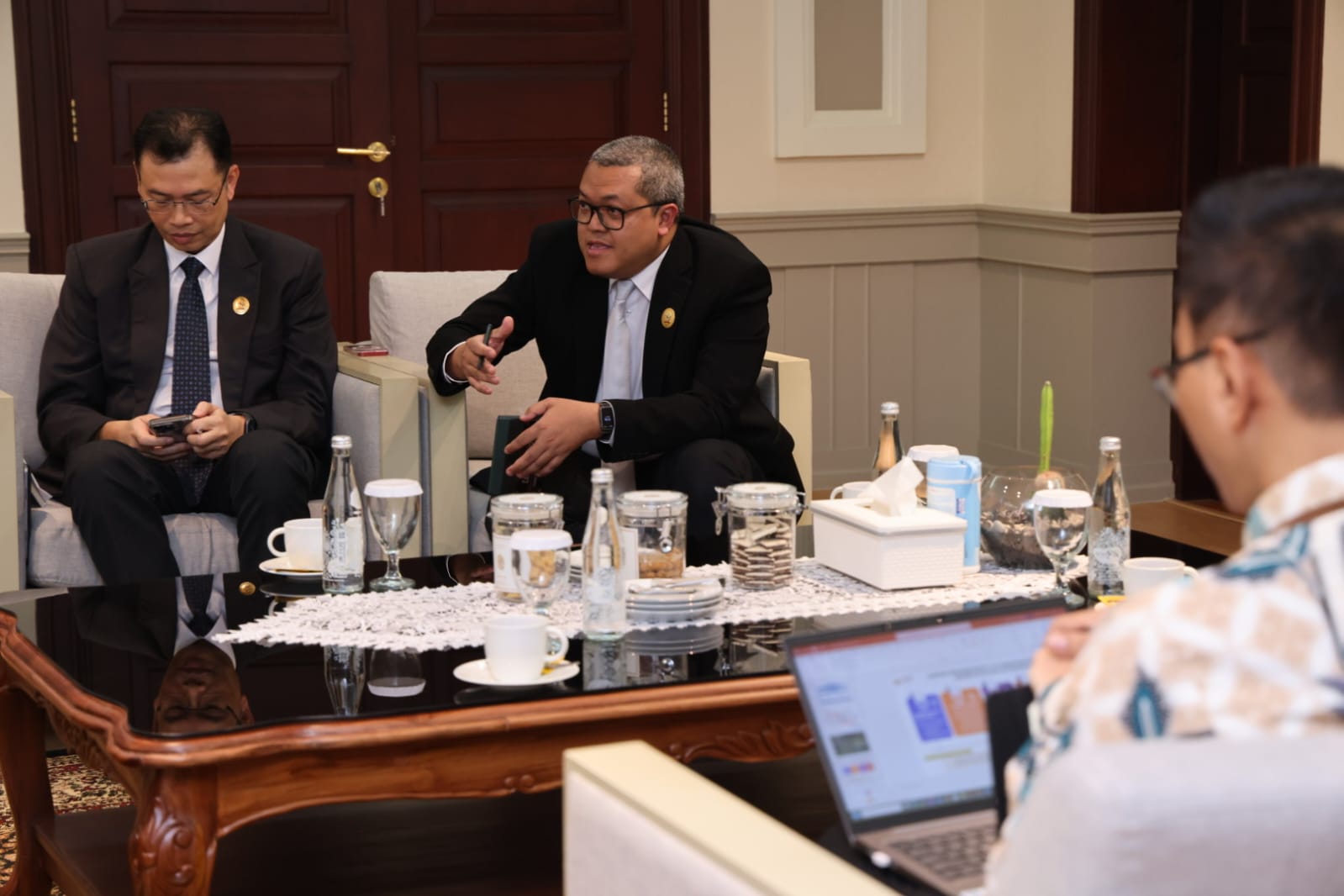 20251211 Bilateral Meeting dengan Director of Public Governance OECD 18