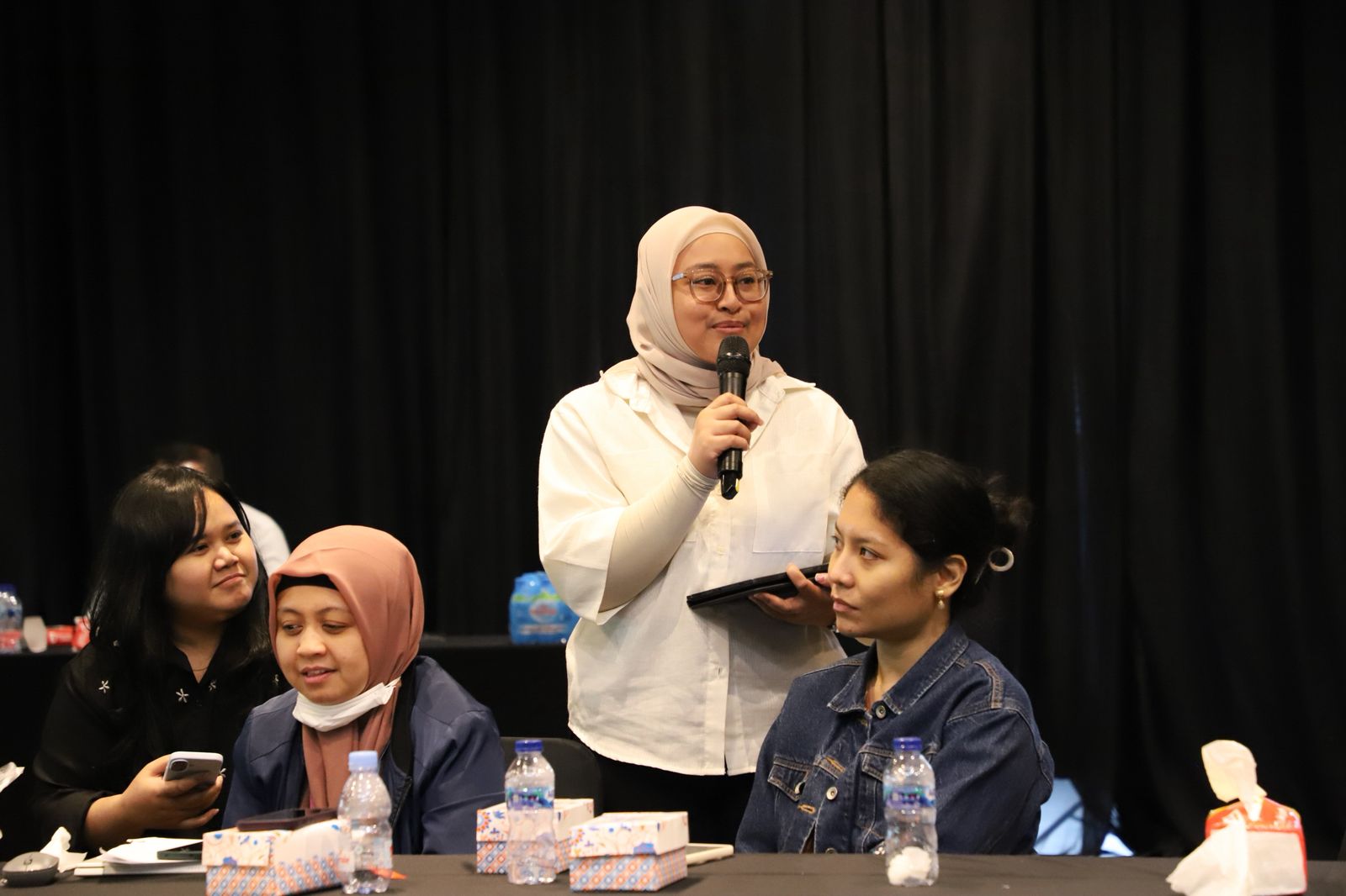 20251215 Diskusi Strategi Komunikasi Kebijakan RB 12