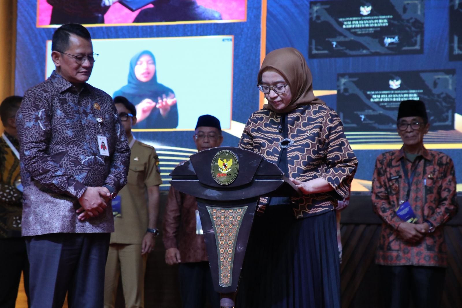 20251215 Peresmian Serentak 9 MPP dan Penghargaan OPSI Kompetisi Inovasi Pelayanan Publik Tahun 2025 1