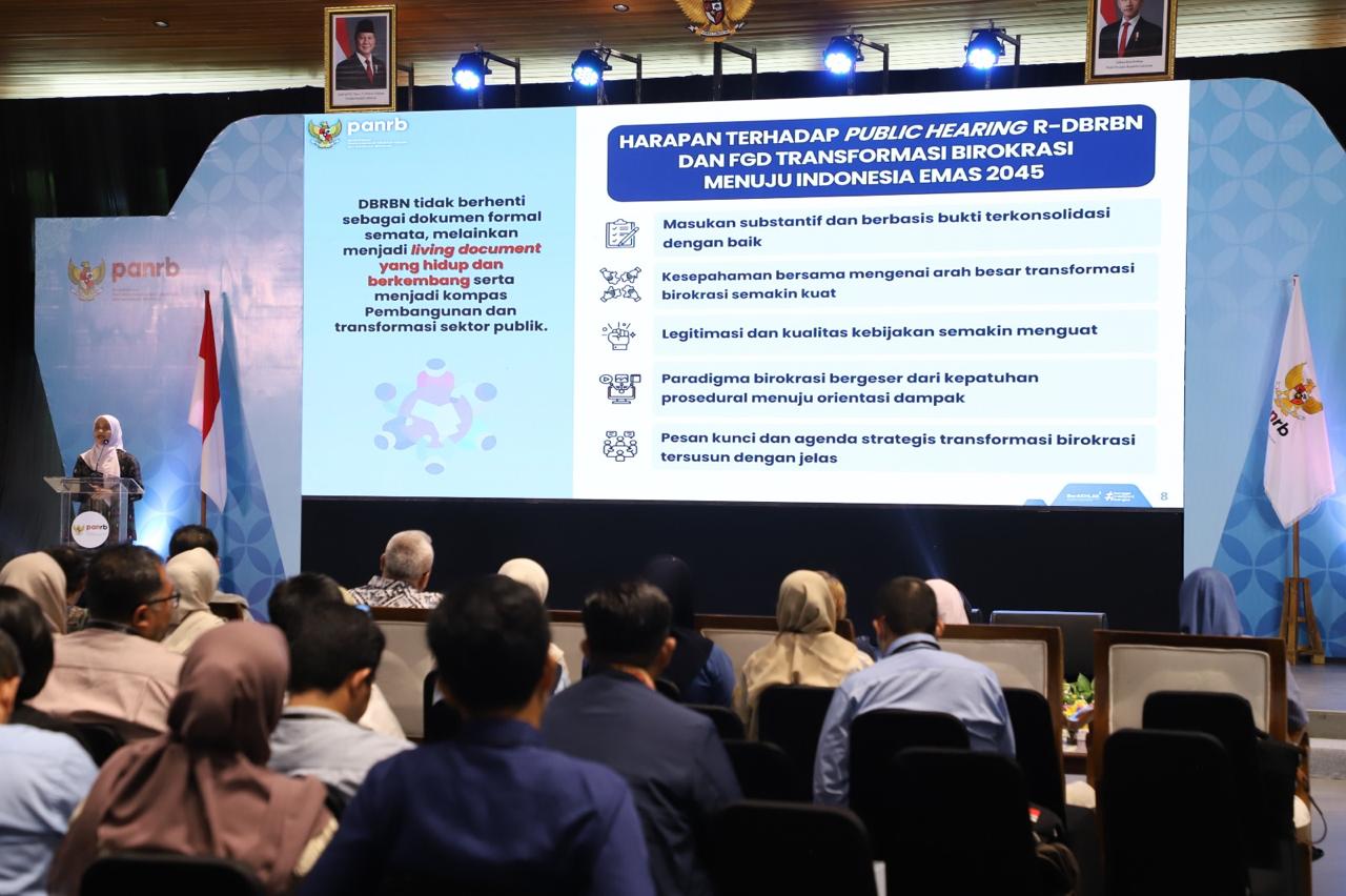 20251216 SESMEN Public Hearing R DBRBN 2025 2045 FGD Transformasi Birokrasi 22
