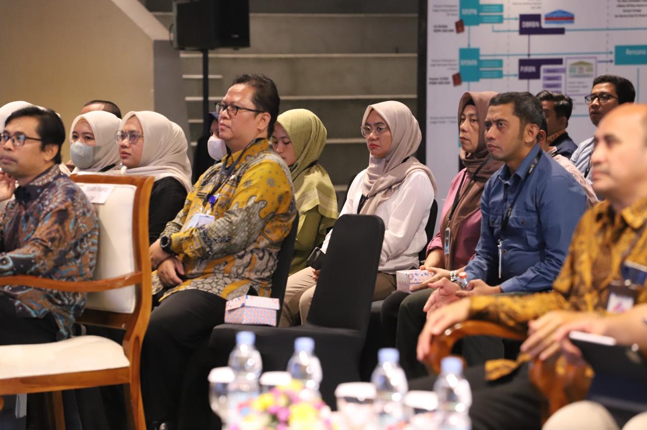 20251216 SESMEN Public Hearing R DBRBN 2025 2045 FGD Transformasi Birokrasi 22