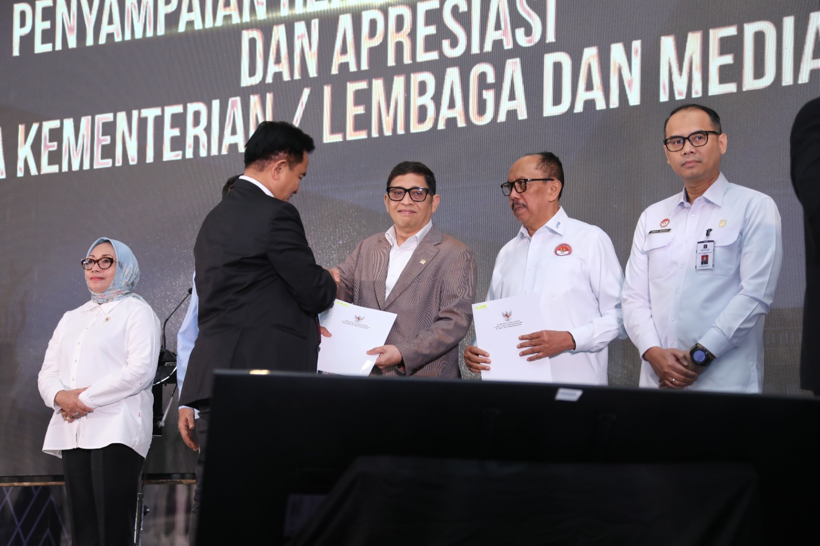 20251217 Penyampaian Rekomendasi Kebijakan Kemenko Kumham Imipas 11