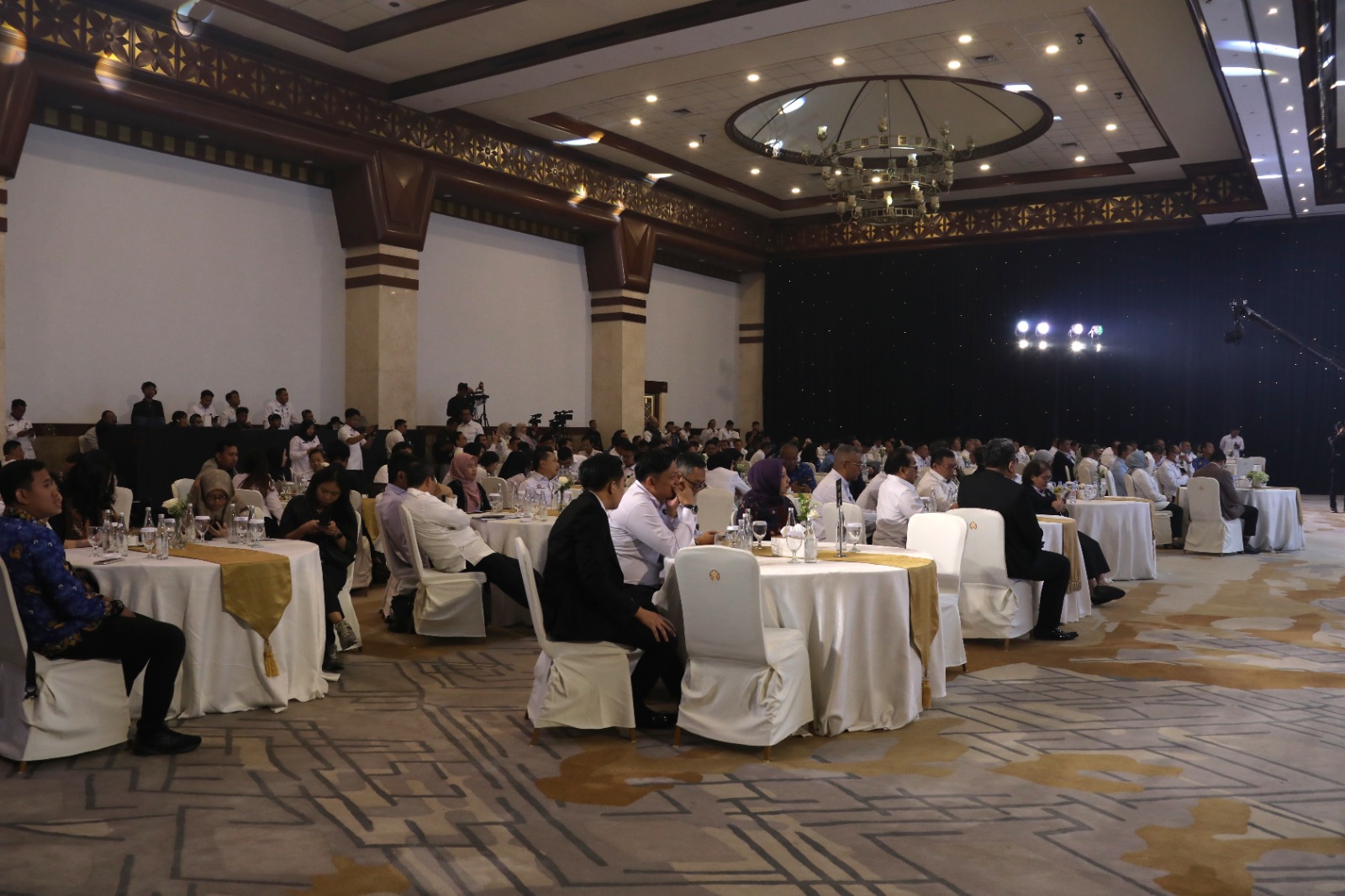 20251217 Penyampaian Rekomendasi Kebijakan Kemenko Kumham Imipas 11