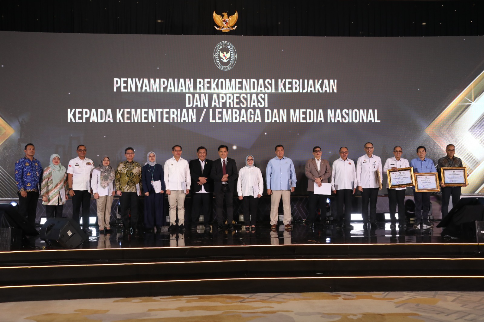 20251217 Penyampaian Rekomendasi Kebijakan Kemenko Kumham Imipas 11