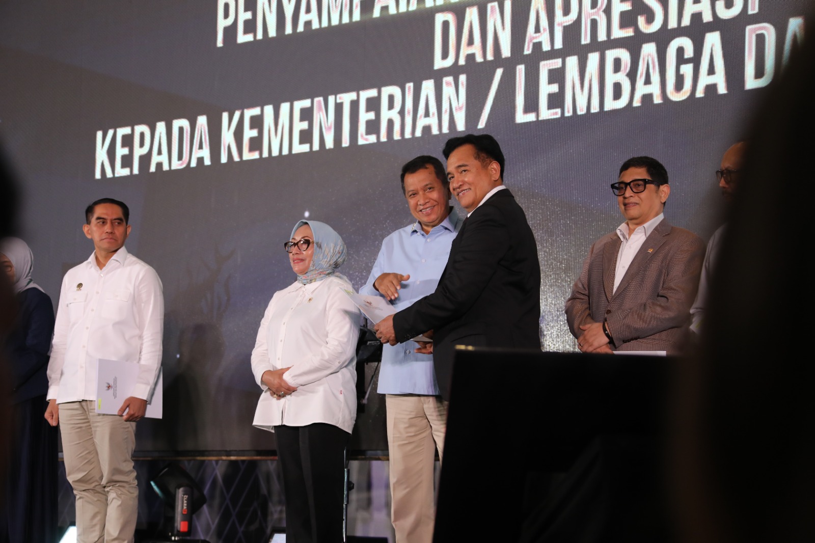 20251217 Penyampaian Rekomendasi Kebijakan Kemenko Kumham Imipas 11