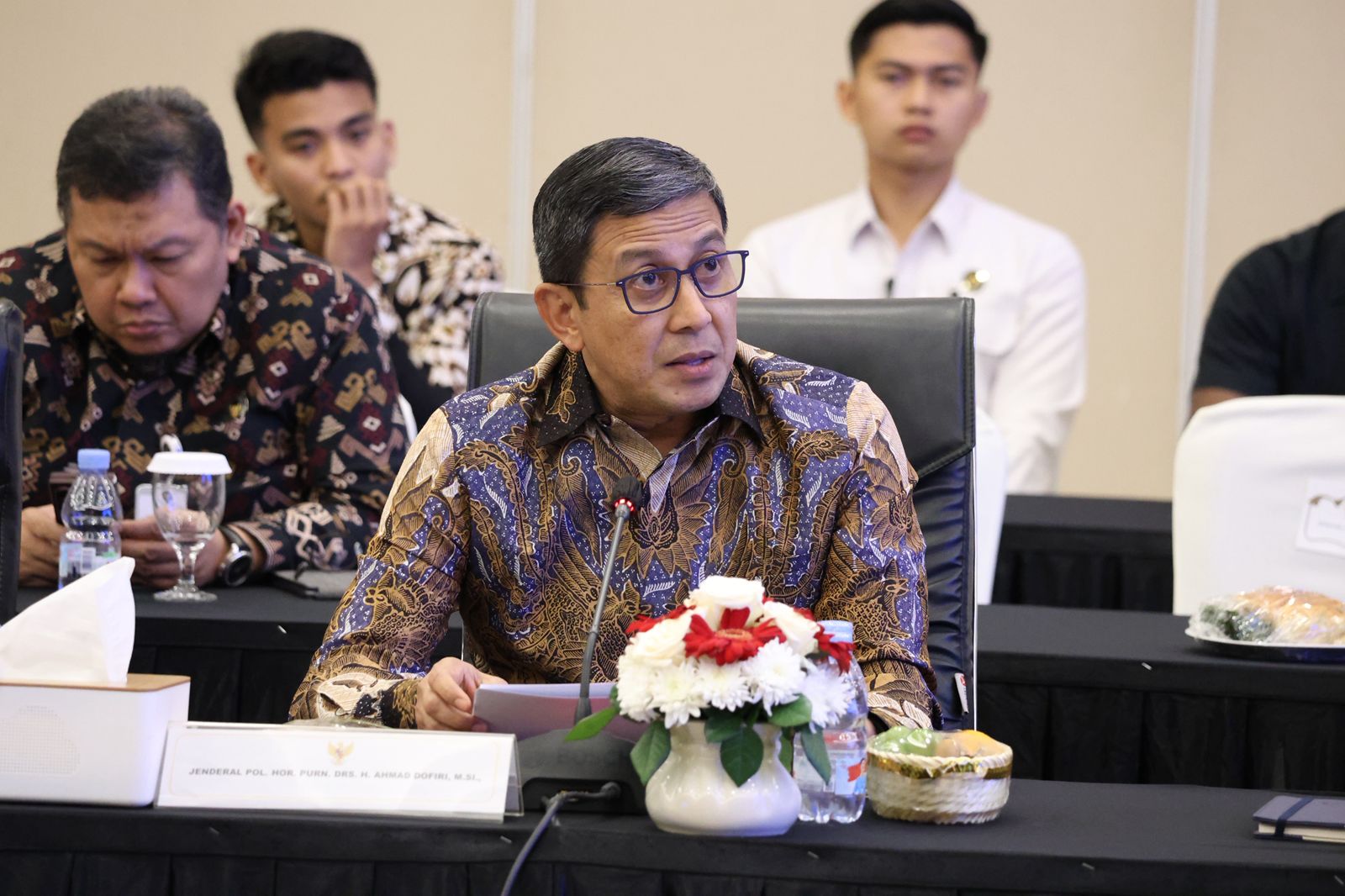 20251220 Rapat Koordinasi Tingkat Menteri dan Kepala Lembaga Terkait Pengaturan Penempatan Anggota Polri di Luar Insitusi Polri25