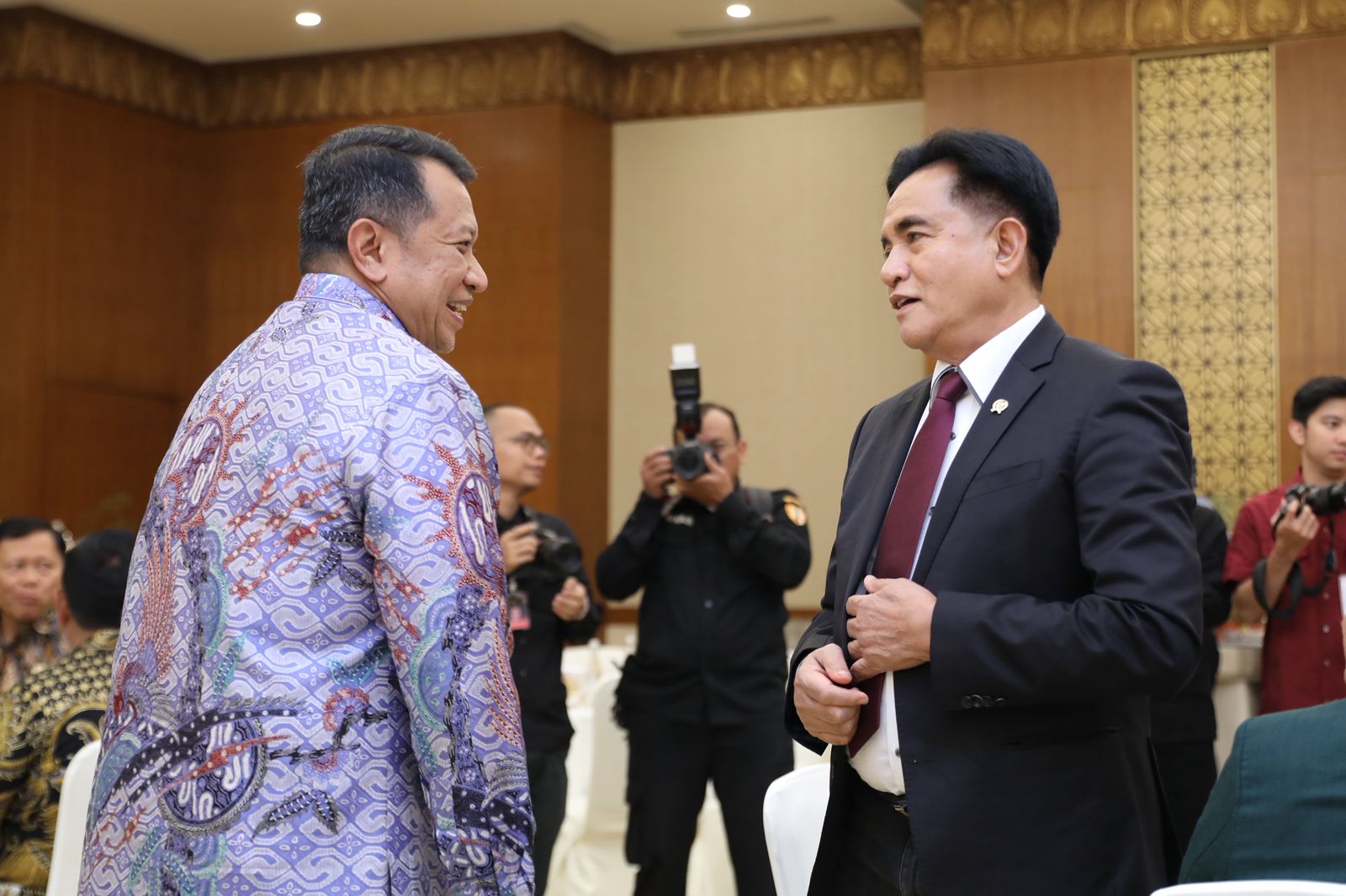 20251220 Rapat Koordinasi Tingkat Menteri dan Kepala Lembaga Terkait Pengaturan Penempatan Anggota Polri di Luar Insitusi Polri25